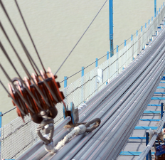 龍潭長江大橋起重滑車助力主纜架設提速